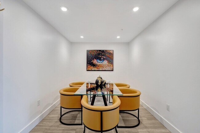 Photo - 236 SE 5th Ave Unidad 203