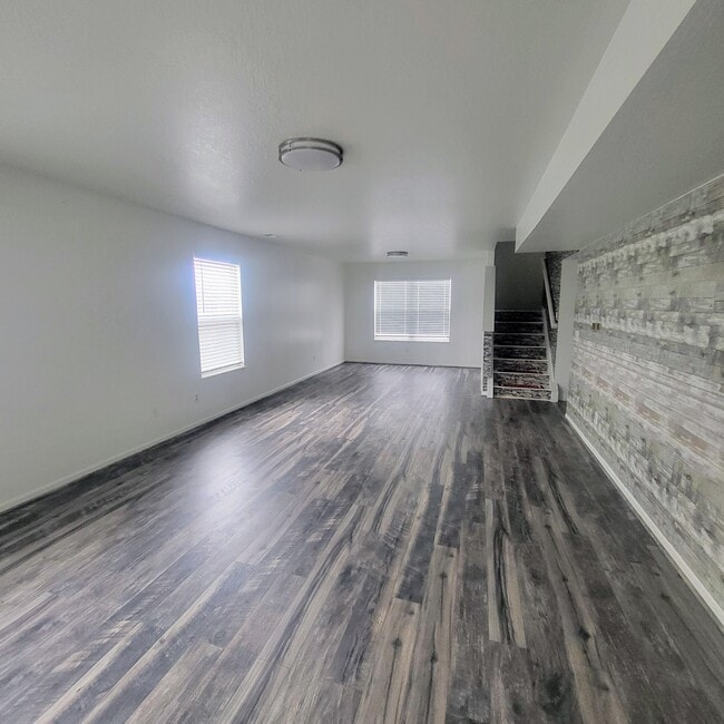 Photo - 107 El Dorado Trail E