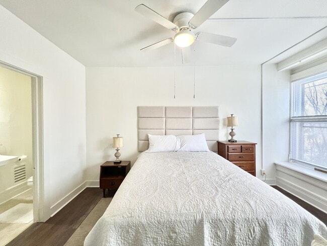 Photo - 420 N Jackson St Unidad 4