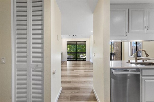 Photo - 2101 Shore Line Dr Unidad 264 - LU