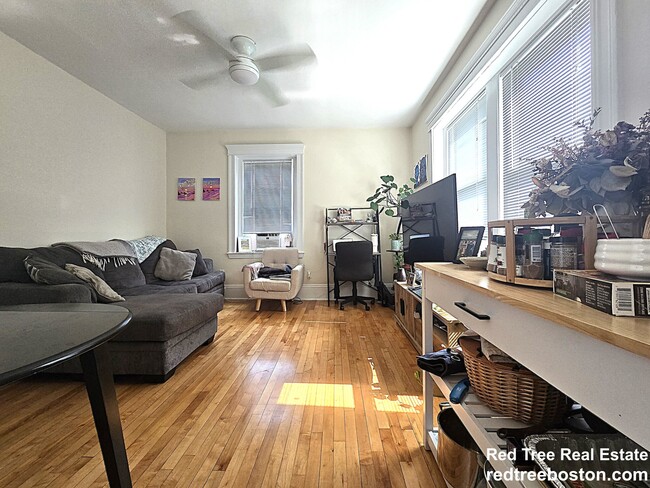 Photo - 164 Strathmore Rd Unit 25