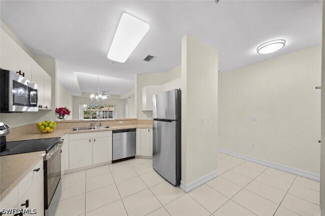 Photo - 7804 Regal Heron Cir Unidad 304