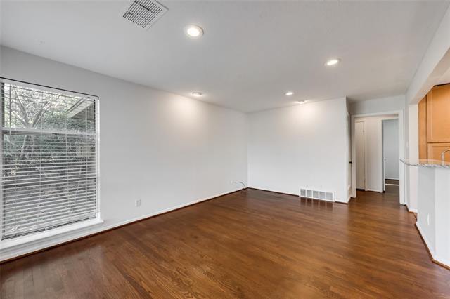 Photo - 3010 Hillglenn Rd