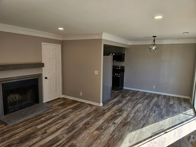 Photo - 5824 Brentwood Trce Unidad 5824