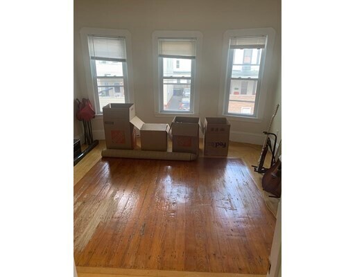 Photo - 23 Charnwood Rd Unit 2