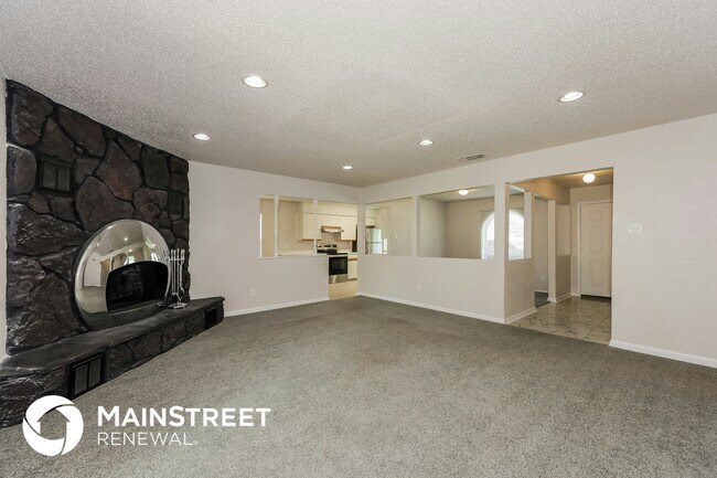 Photo - 1816 Christopher Dr