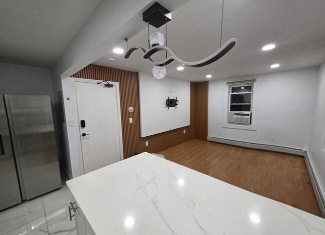 Photo - 478 Fabyan Pl