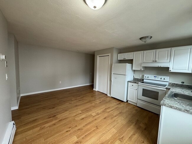 Photo - 138 Franklin St Unit 3