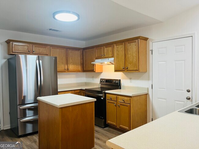 Photo - 306 Lenox Cir Casa Adosada