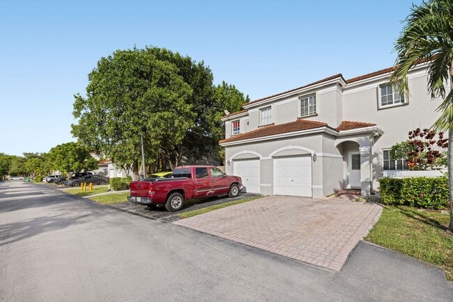 Photo - Bridgeport Villas