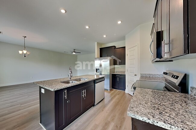 Photo - 5013 Mountain Springs Rd