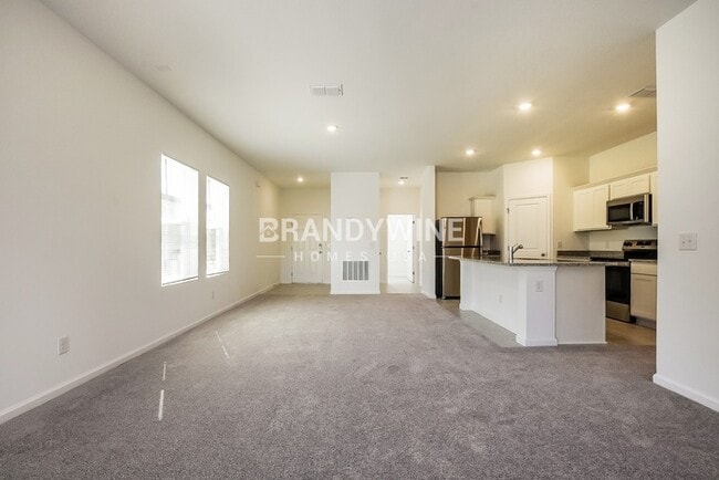 Photo - 1343 Dalkeith Cv