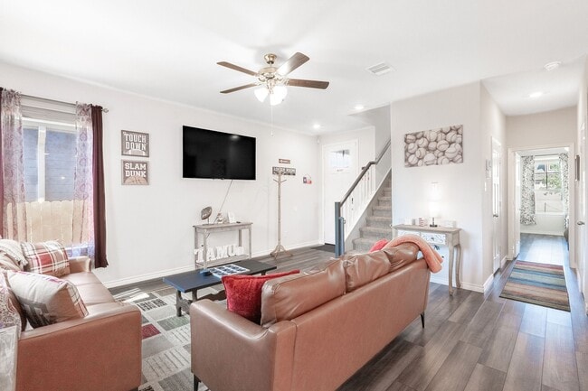 Photo - 840 Mineral Wells Ln