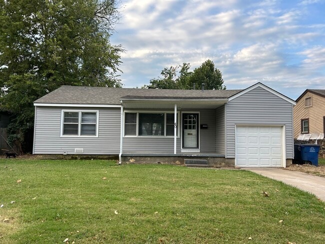 For Lease | South Tulsa | $1125 Rent - For Lease | South Tulsa | $1125 Rent House