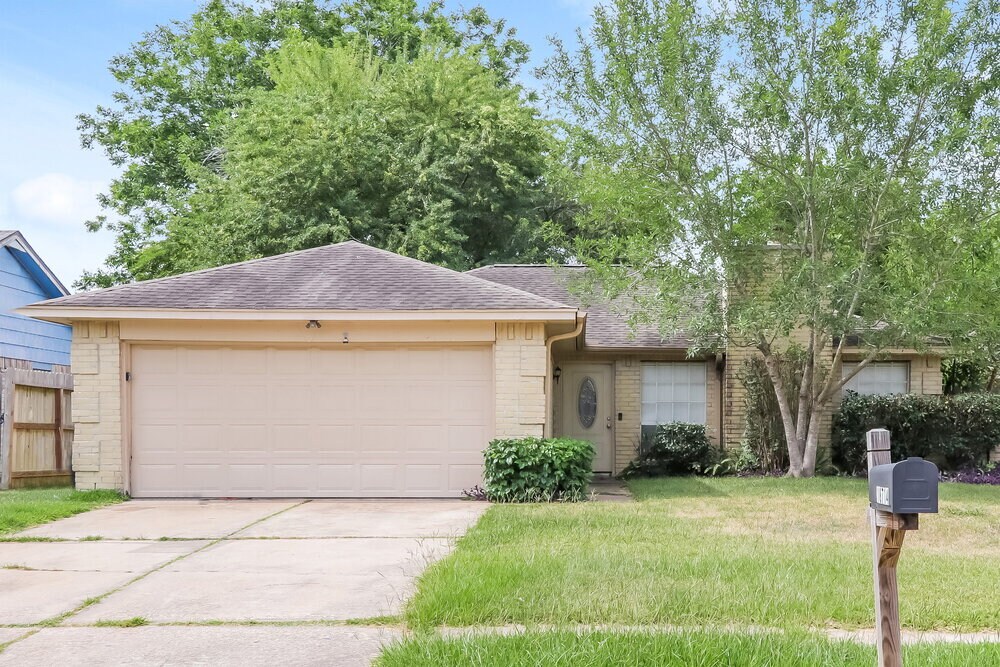 Photo - 18714 Andalusian Dr