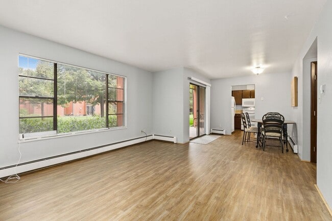 Photo - 2 Bedroom, 1 Bathroom Apartment.