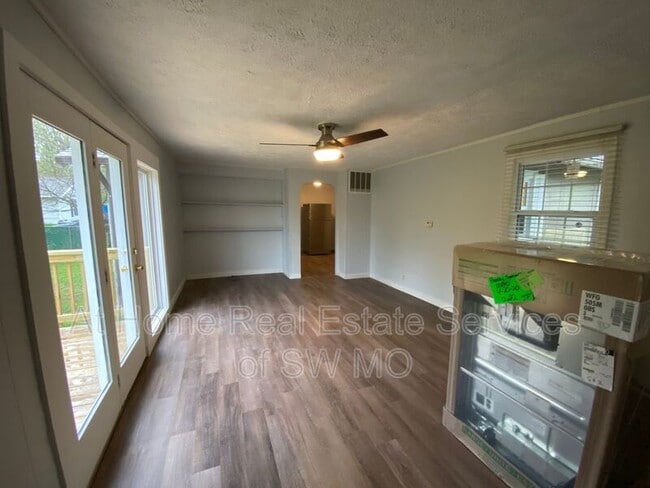 Photo - 2630 E Cherry St