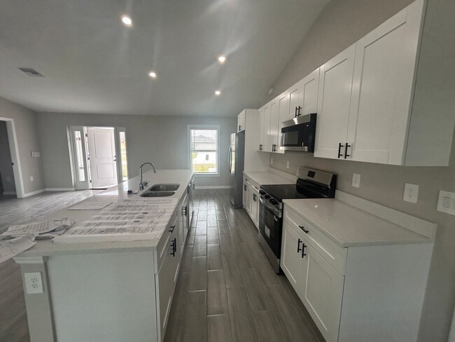 Brand New Construction 4/3