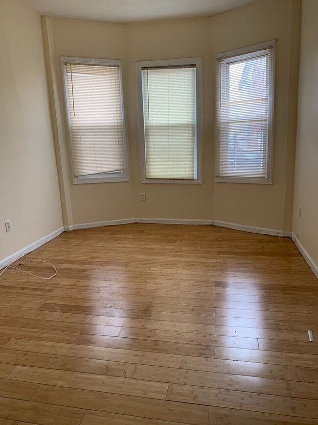 14 Wainwright St Unit 1