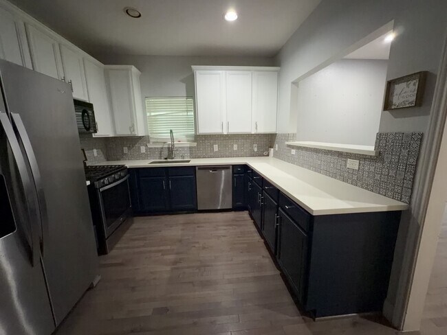 Photo - 1828 Fletcher St