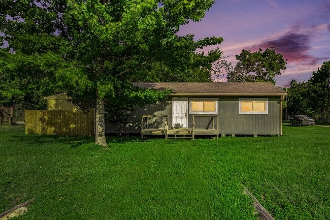 Building Photo - 6500 Haden Dr