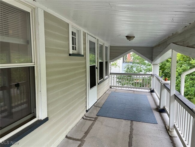 Photo - 2091 Carabel Ave Unit Up