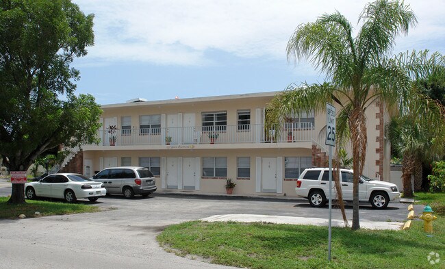 Photo - 360 SE 12 Avenue Deerfield Beach FL