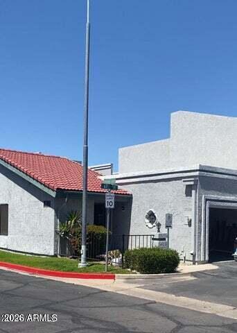 Building Photo - 8702 N 67th Dr