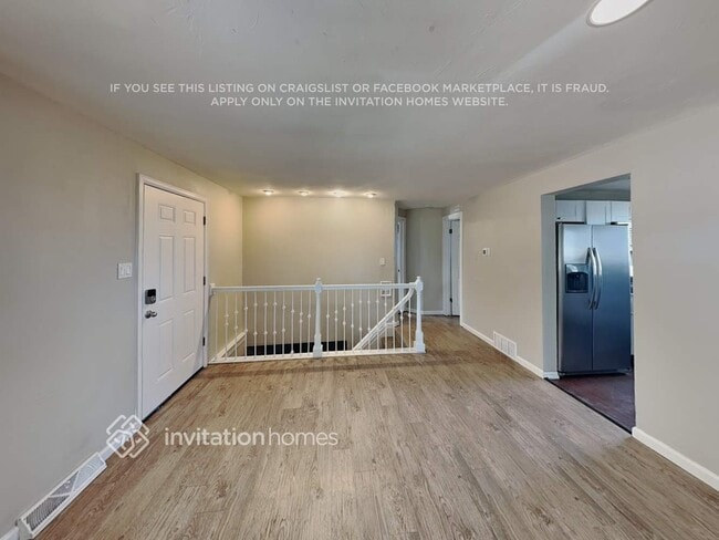 Photo - 387 Helena Cir