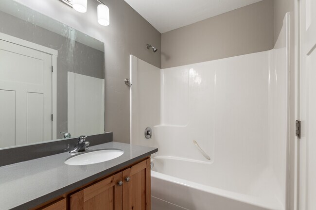 Photo - Meadowcreek Townhomes