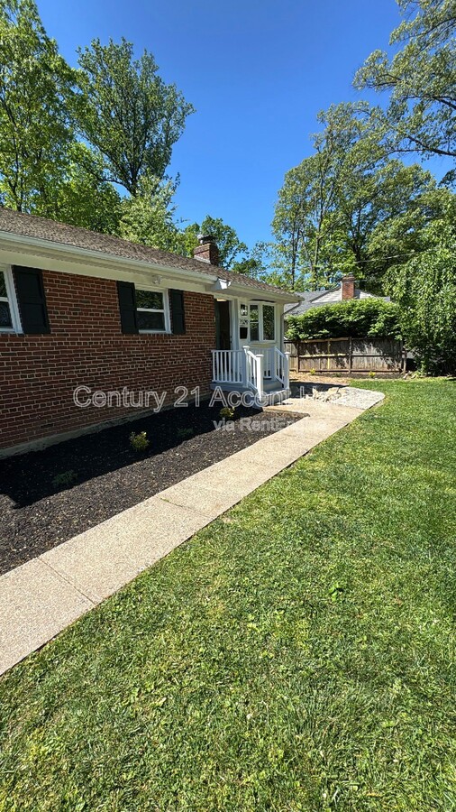Photo - 7329 Marc Dr House