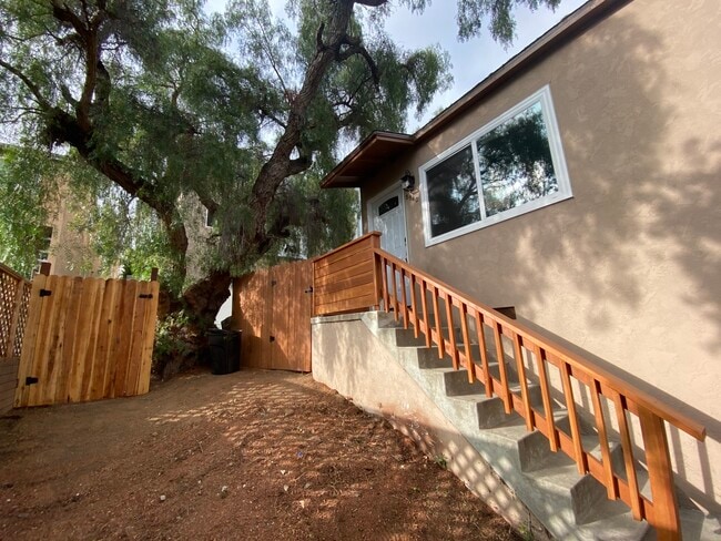 Photo - 5940 Lauretta St Unit USD furnished apartment