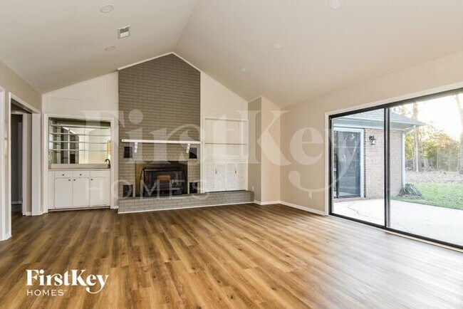 Photo - 4113 Oak Hollow Dr