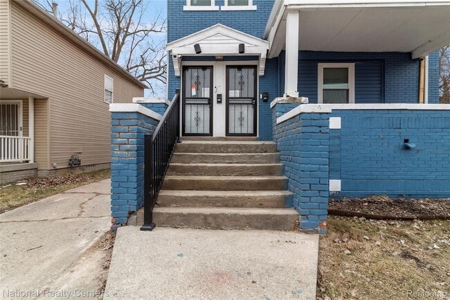 Photo - 767 Navahoe St