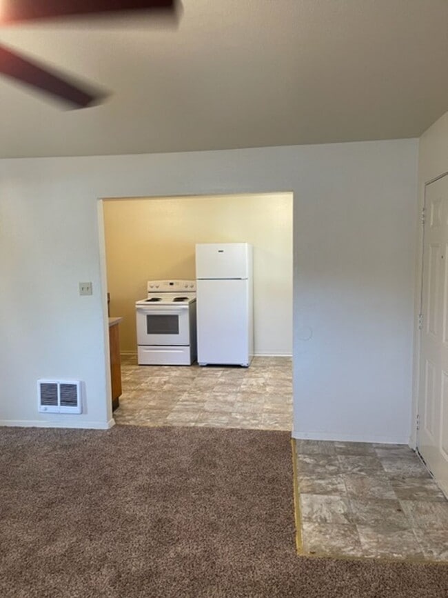 Photo - PLAC2158 Unit 2158 Placer St.