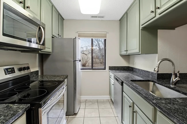 Photo - 2103 Melrose Dr Unit A