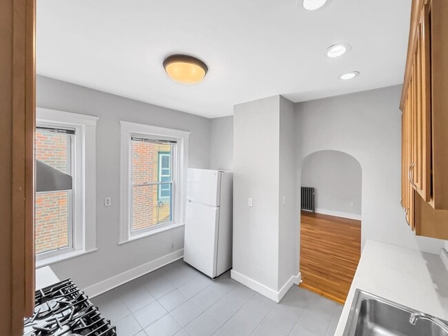 Photo - 595 Centre St Unidad 3