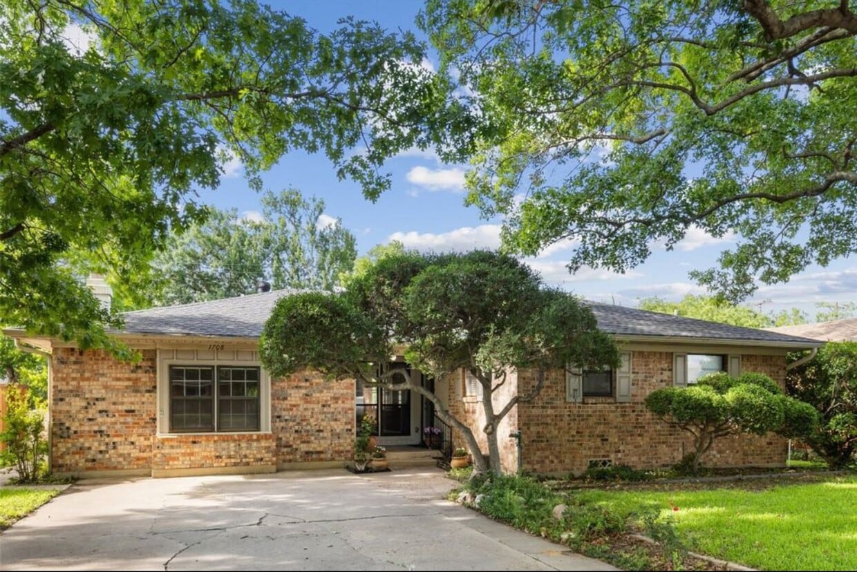 Photo - 1708 Cordell St