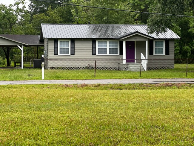 Photo - 4306 Earl Blvd