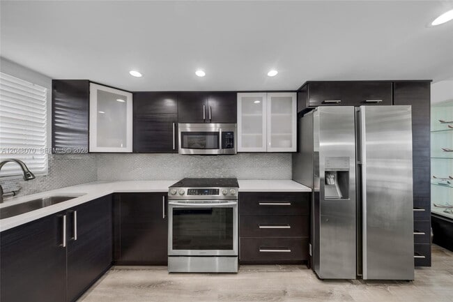 Photo - 3001 W Rolling Hills Cir Unidad 610