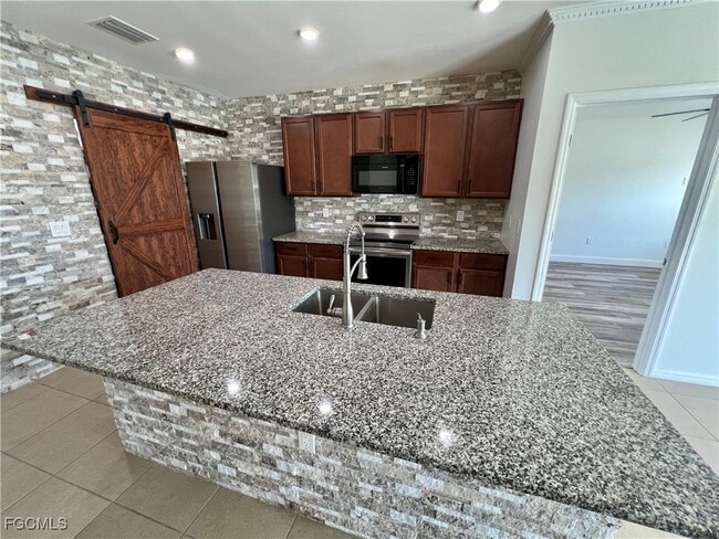 Photo - 10293 Silver Pond Lane