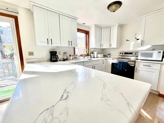 Photo - 188 Fernwood Dr