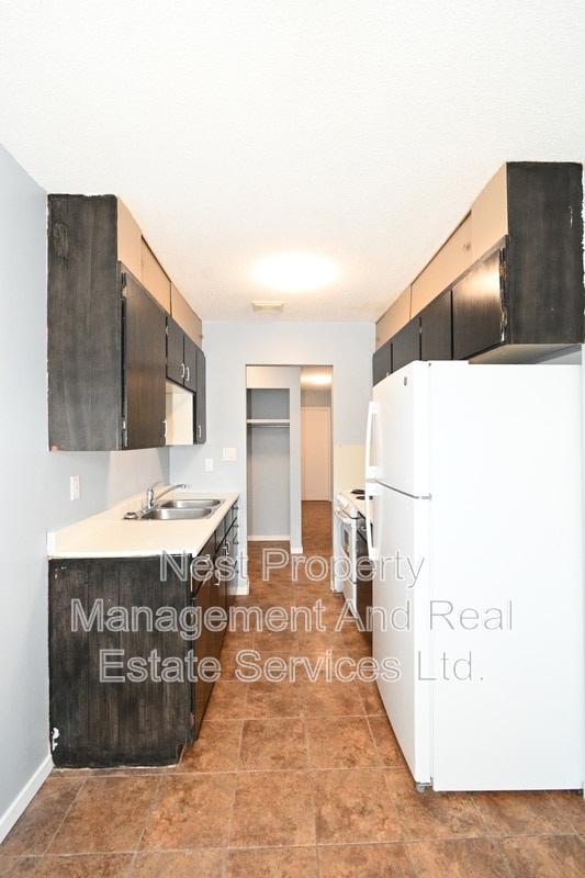 Photo - 120 Conveyor St