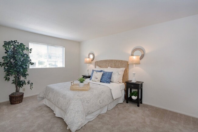 Photo - Seawind Seniors Apartments