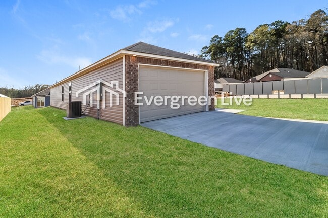 Photo - 185 Sarah Alyse Ln