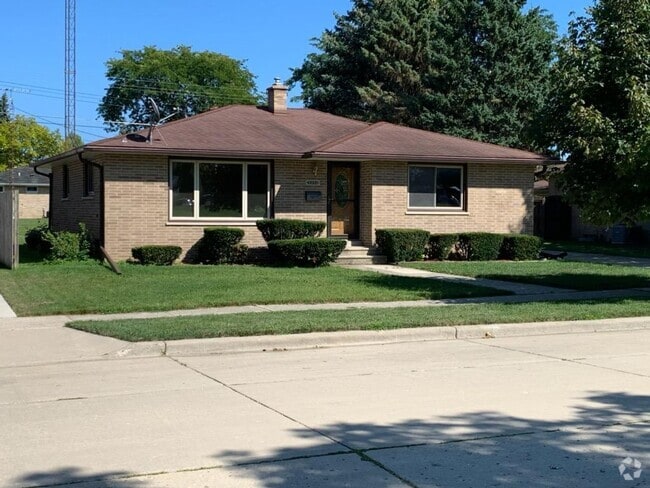 Building Photo - 3 bedroom Northside ranch Rental