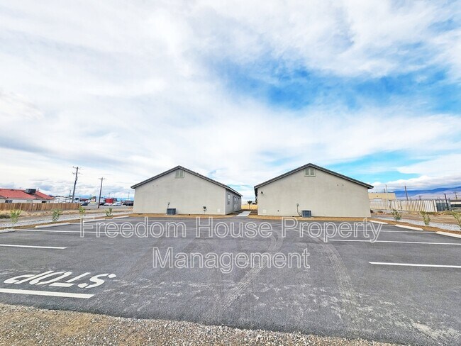 1340 Arrowhead St