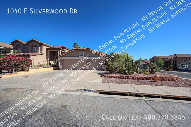 Photo - 1040 E Silverwood Dr