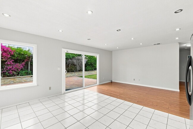 33588 Bardolph Cir