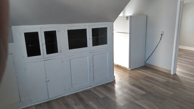 Photo - 1204 Shawano Ave Unidad Upper